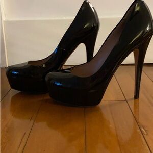 Gucci Shiny Black Platform Heels